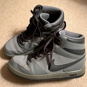 Nike Prestige IV High Sneaker